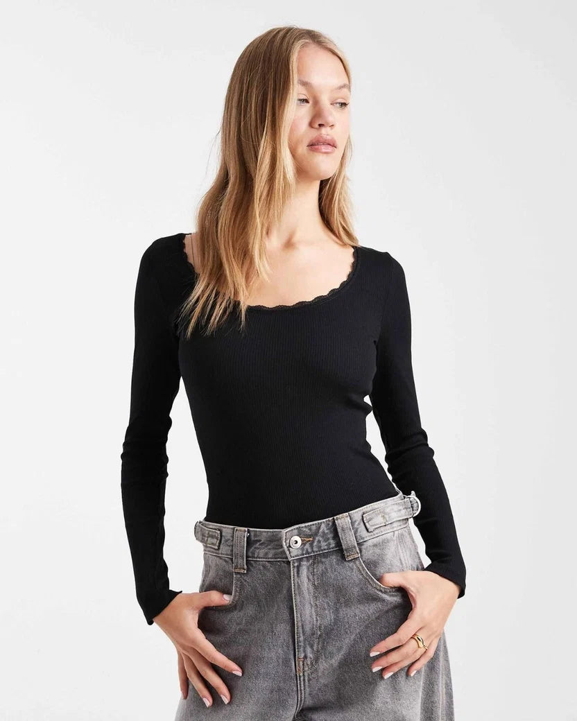 Square-Neck Long Sleeve Top