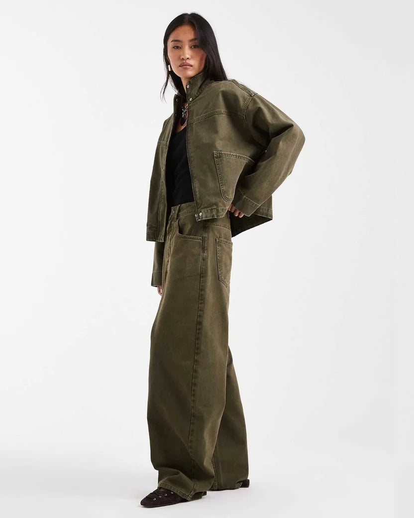 Relaxed Utility Wide-Leg Pants